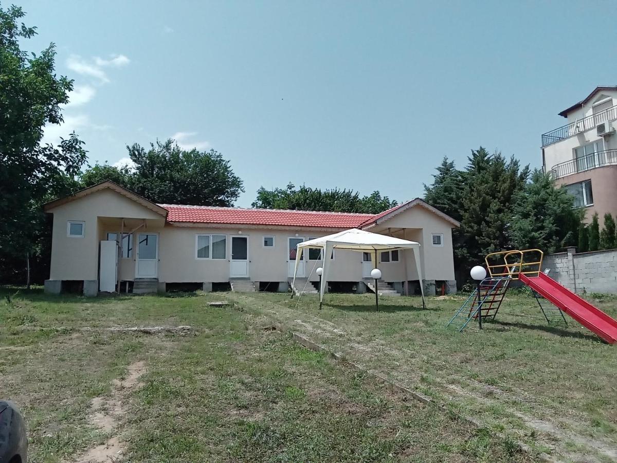 Krimski Guest House&Bungalows Byala  Exterior foto