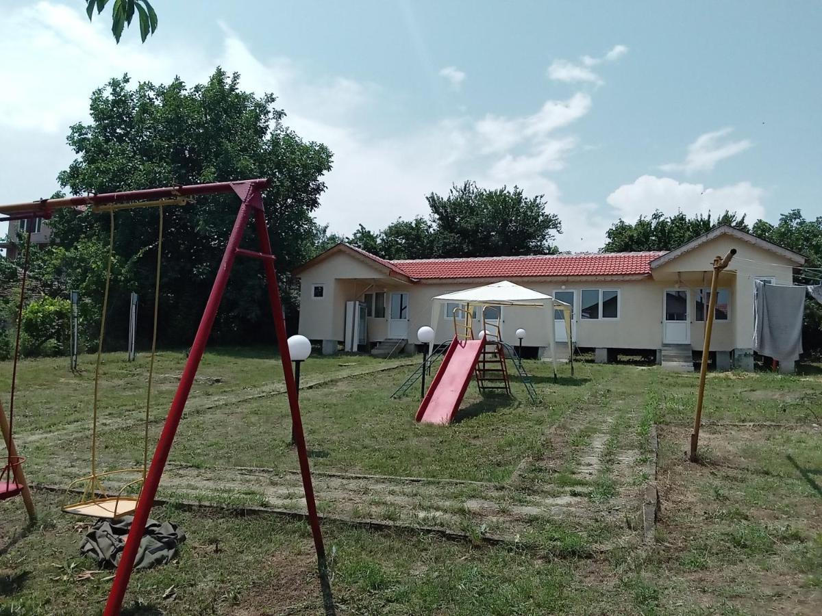 Krimski Guest House&Bungalows Byala  Exterior foto